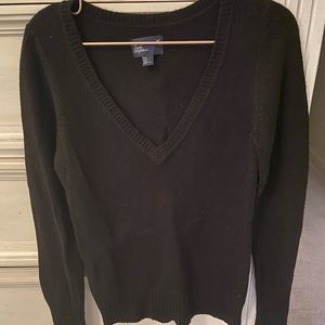 American eagle black sweater